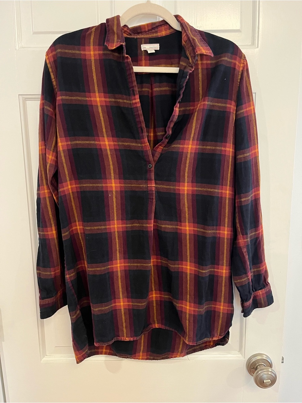 GAP- Women’s Plaid Button-Front tunic